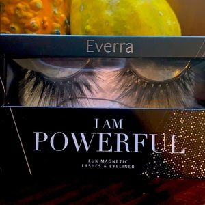 Everra Magentic lashes READ description